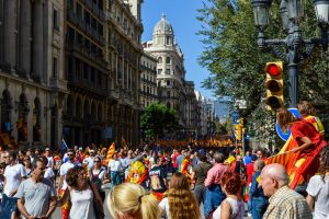 Lee más sobre el artículo Thousands of people on street celebrate the football victory